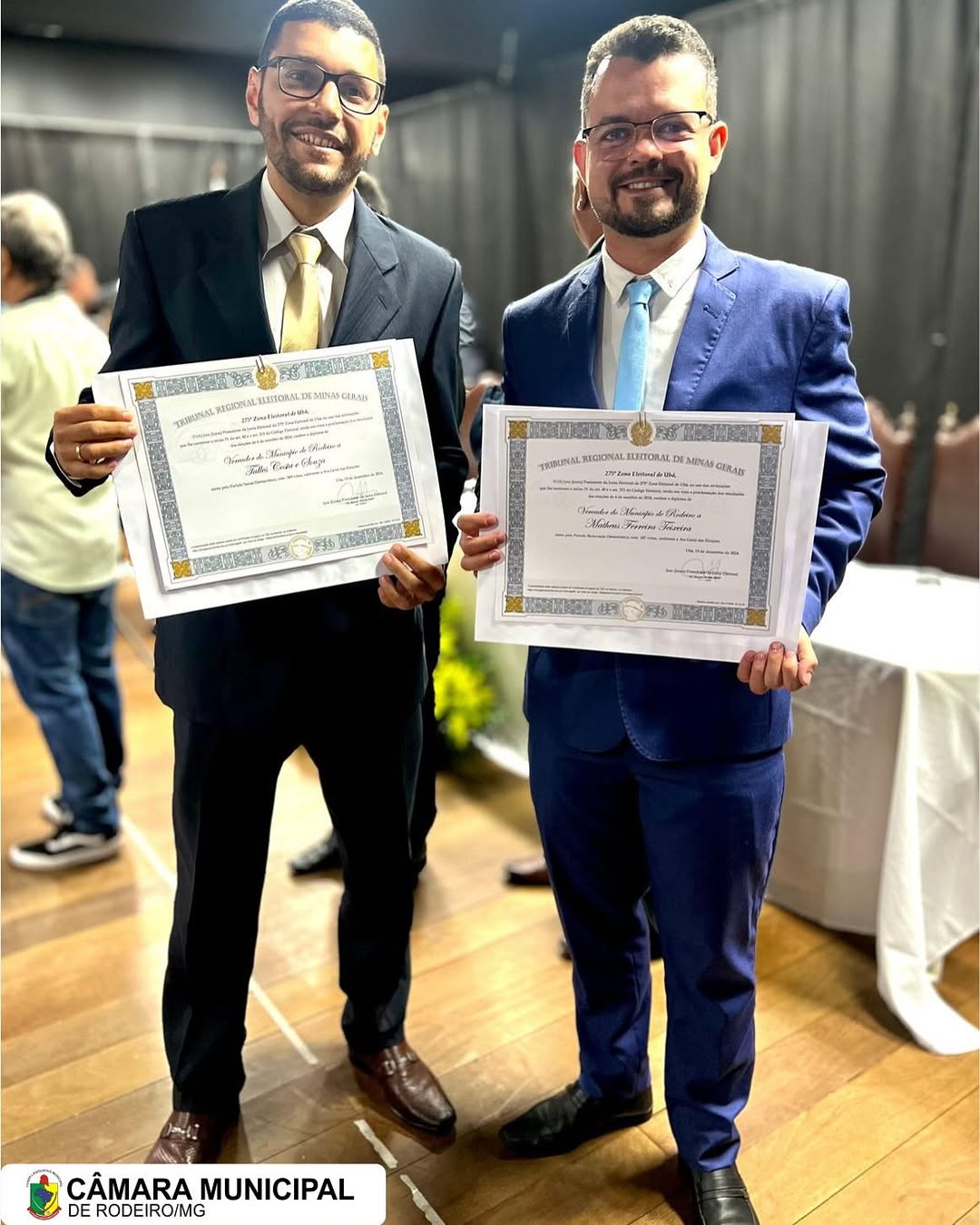 No dia 19 de dezembro, no auditório do Colégio Sagrado Coração de Maria, ocorreu a diplomação dos vereadores eleitos no município de Rodeiro. Os diplomas foram entregues pelo juiz presidente da Junta Eleitoral d (7).jpg